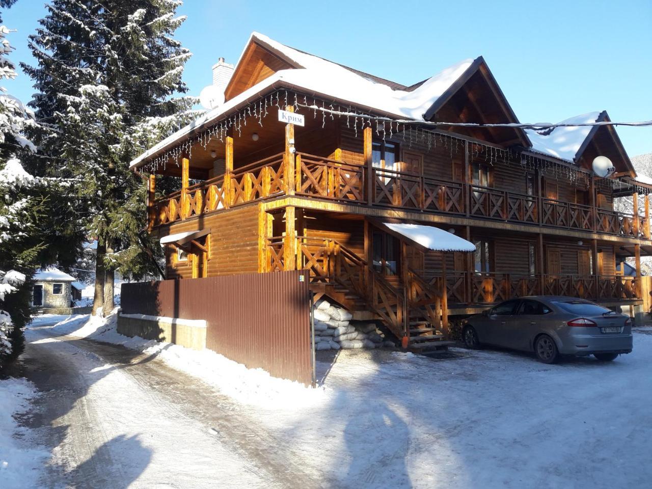Hotel Krym à Yaremtche Extérieur photo